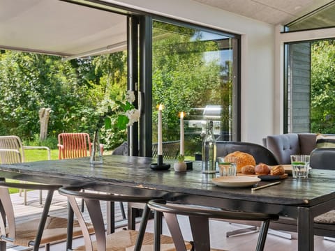 "Herulf" - 450m from the sea House in Zealand