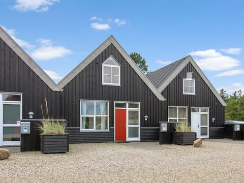 "Lucjan" - 800m from the sea Apartment in Vejers