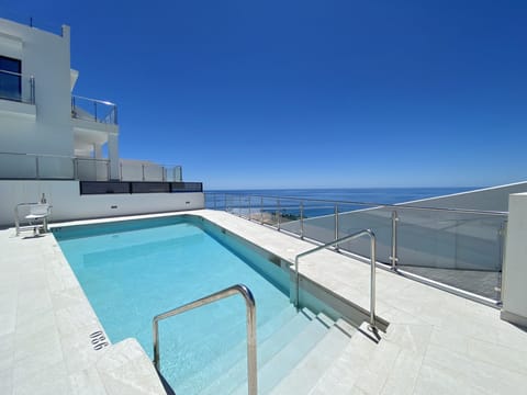 Pool Indoor