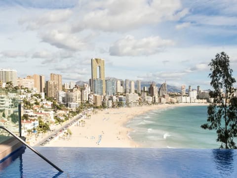 Luxuriöses Apartment mit Pool und Garage am Poniente Beach! Apartment in Benidorm