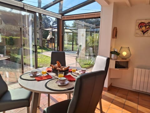 Chalet "gite du bois d'amour" (Hütte des Liebesh Vacation rental in Paimpol