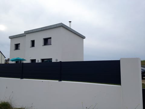 Ein Haus auf der Düne, direkter Zugang zum Strand Vacation rental in Santec