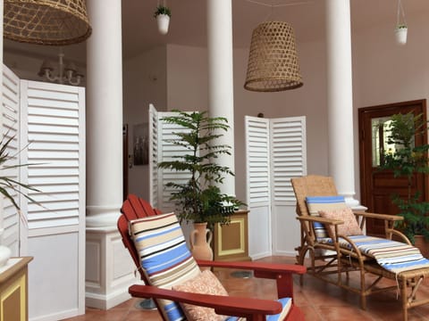 Landhaus La Villa Bolero Vacation rental in Saint-Cyr-sur-Loire