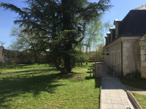 Cottage Garten 70m2 mit Pool in Azay le rideau Apartment in Centre-Val de Loire
