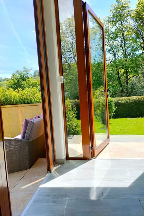 Gite Iris Montagnes du Jura mit Spa Sauna Fluss Apartment in Canton of Vaud