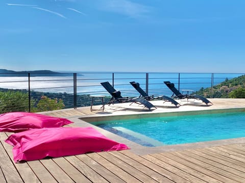 Villa "The View" mit eigenem Pool Vacation rental in Cavalaire-sur-Mer
