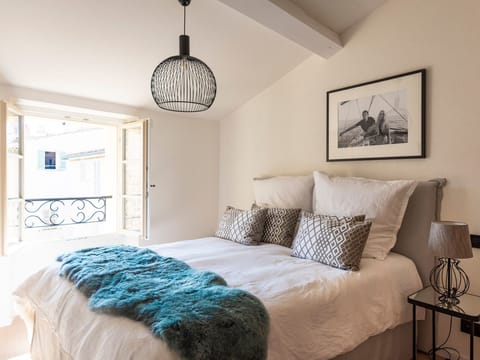 Superb 3 Bedroom Apartment on the Port Apartment in Saint-Tropez