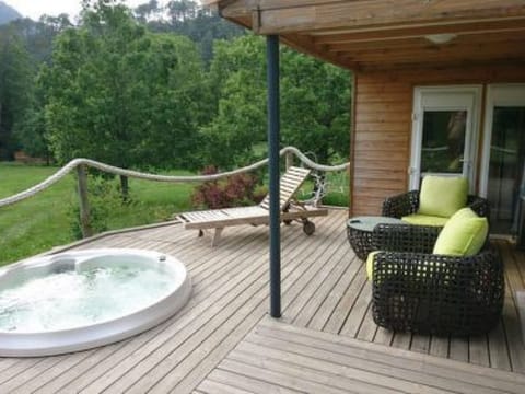 in Vivario mit Terrasse, Garten und Grill Apartment in Corsica