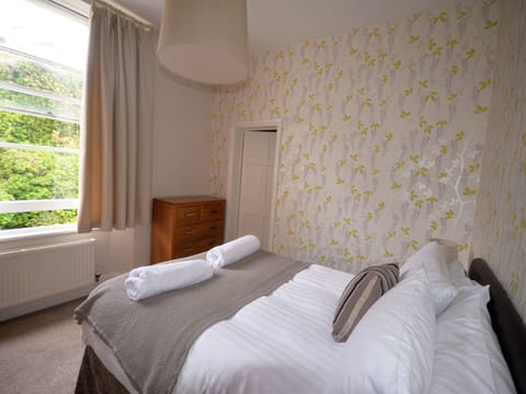 Modern eingerichtete Ferienwohnung in der unteren Etage Apartment in Torquay