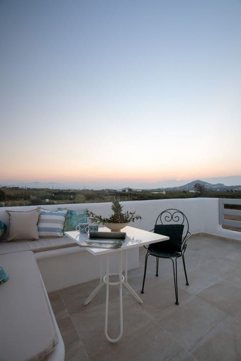 Villas Vaya auf Naxos mit Whirlpool für 7 Pers. Vacation rental in Naxos, Naxos and Lesser Cyclades, Greece