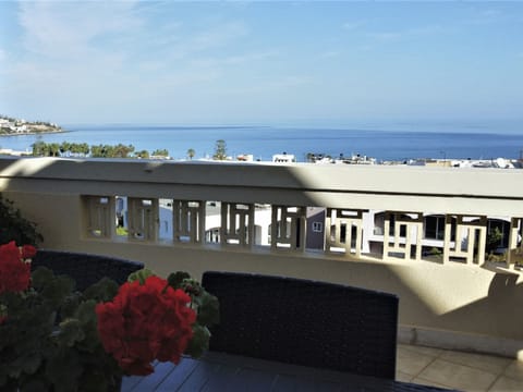 Appartement "Mirela's Suite" mit Blick auf das Wasser Apartment in Stalida