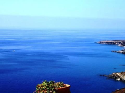 Luxuriöse "Villa Spyros" mit Meerblick Vacation rental in Crete