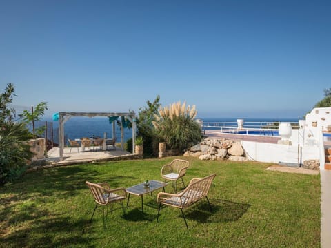 Luxuriöse Villa in Strandnähe mit Blick auf den privaten Pool Vacation rental in Crete