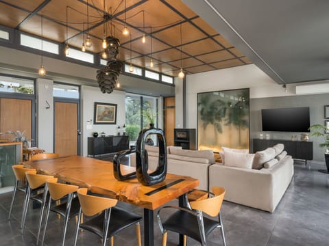 Haus in Theriso mit privatem Pool Vacation rental in Crete