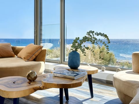 Villa Galilean Moons für 16 Personen und 8 Kinder Vacation rental in Lasithi