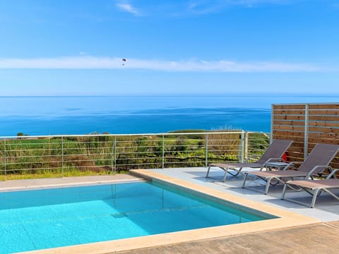 in Georgioupoli mit Privatem Pool und Meerblick Vacation rental in Crete