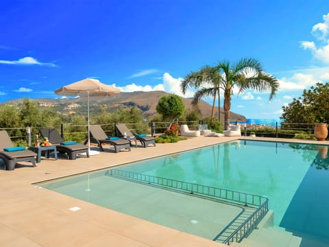 Villa "Cretan Dream" mit privatem Pool Vacation rental in Crete