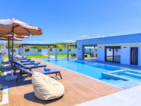 in Georgioupoli mit Garten, Whirlpool und Terrasse Vacation rental in Crete