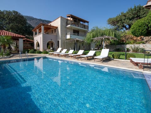 Geroulios Kastro Villa I-"Frei "Beheizter Pool,Meerblick Vacation rental in Crete