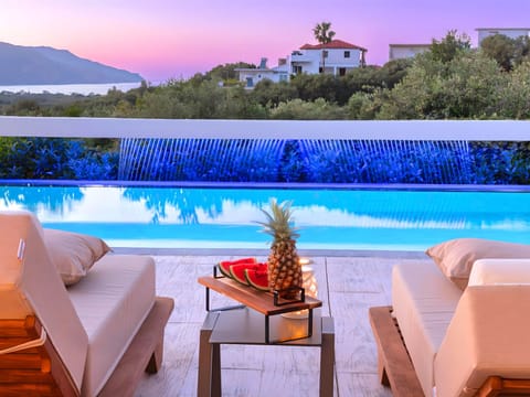"Minoas Villa" mit Whirlpool Vacation rental in Crete