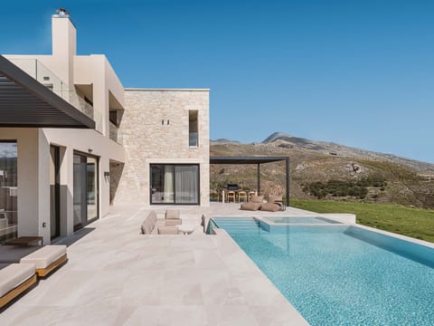 Rastoni Villa I 'Free' beheizter Pool, Panoramablick Vacation rental in Crete