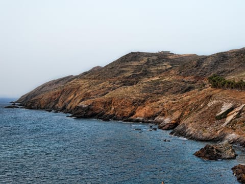 mit Doppelbett und einer Dachterrasse Apartment in Panormos in Rethymno