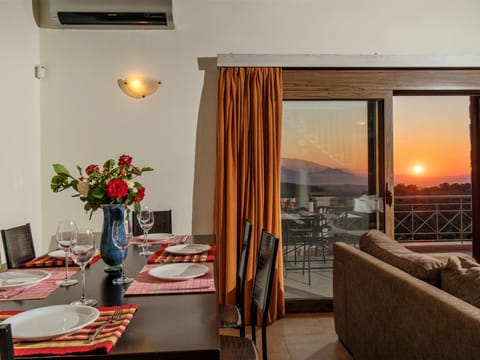 Villa Zeus mit privatem Pool und Jacuzzi Vacation rental in Crete