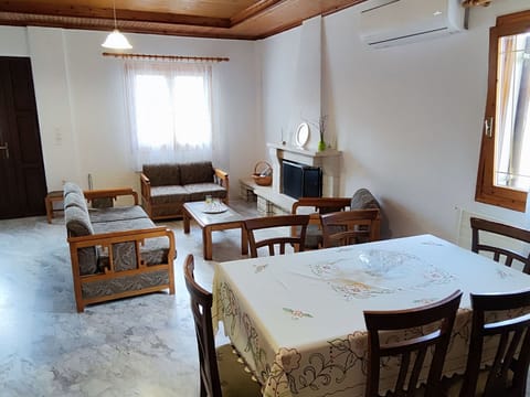 Theofanias Marmorhaus Meteora Apartment in North Macedonia