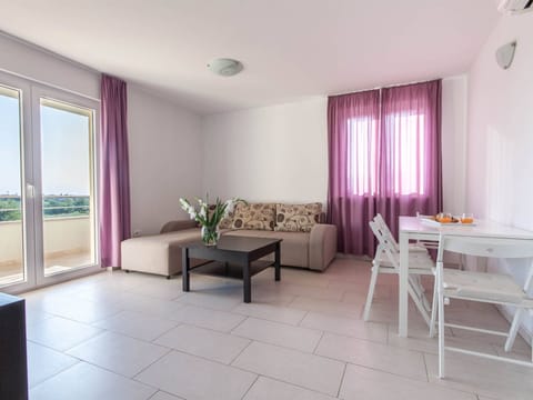 Wohnung in Monterol mit Terrasse und Garten Apartment in Monterol