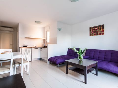 Neue Wohnung für 4 Personen Umag - Erdgeschoss Apartment in Monterol