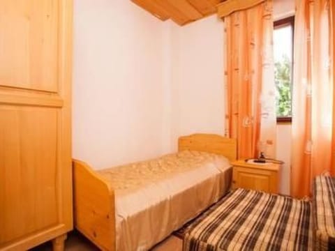 Große Ferienwohnung in Novigrad mit Schönem Garten Apartment in Novigrad