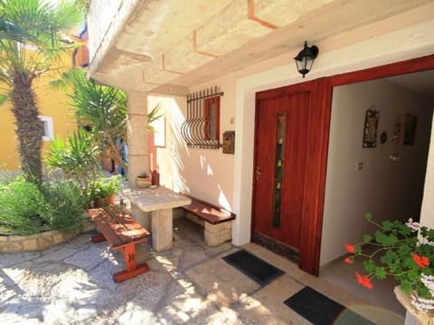 Wohnung "Miro" direkt am Strand Apartment in Novigrad