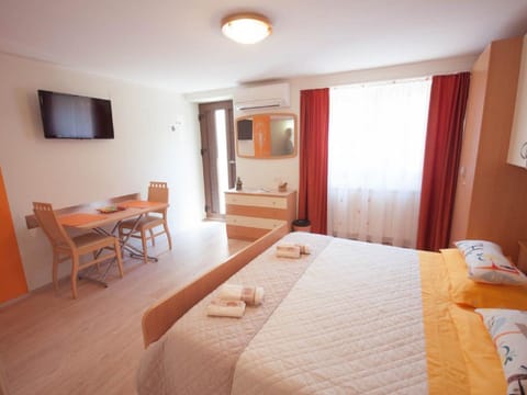 Studio "Dario" direkt am Strand Apartment in Novigrad