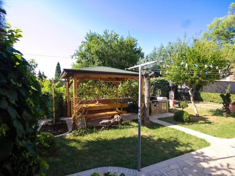 Zimmer "Joze" mit Terrasse Vacation rental in Novigrad