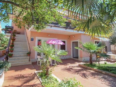 Wohnung "Adila 2" mit Terrasse Apartment in Novigrad