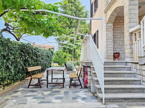 Wohnung "Aurelio" mit Terrasse Apartment in Novigrad