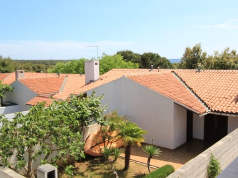 Mila Apartment in Peroj