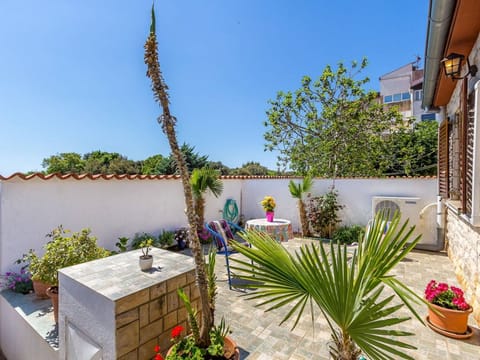 Fernando Apartment in Peroj