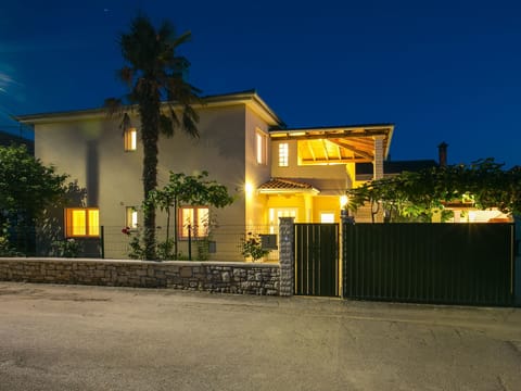 Villa Cera Vodnjan für 12 Personen Vacation rental in Vodnjan