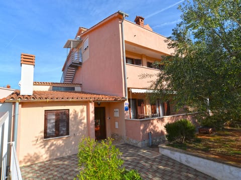 Apartment 1168 Apartment in Fažana