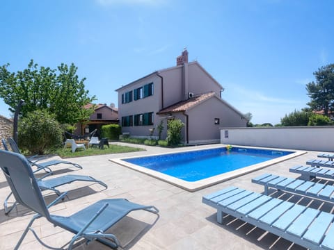 Villa Valbandon Vacation rental in Fažana