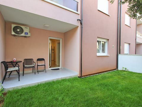 Apartment 2355 Apartment in Fažana