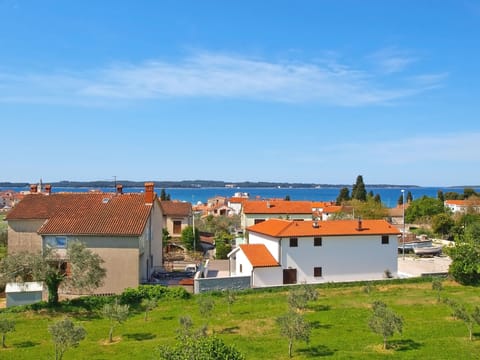 Apartment 1328 Apartment in Fažana