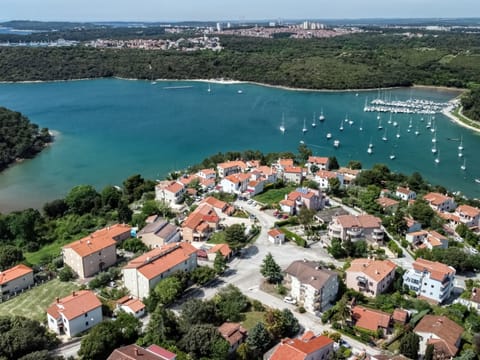 Apartment 1644 Apartment in Banjole