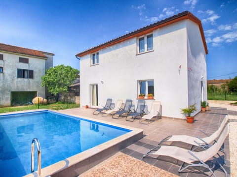 House 1372 Vacation rental in Medulin