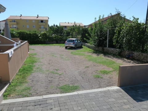 Renoviertes Ferienhaus in Baska mit Terrasse Vacation rental in Lika-Senj County