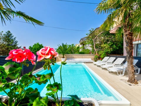 ABROS priz / HR-10317-03 Apartment in Crikvenica