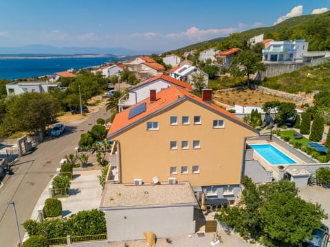 Villa Puskas 2 / HR-09371-01 Vacation rental in Crikvenica