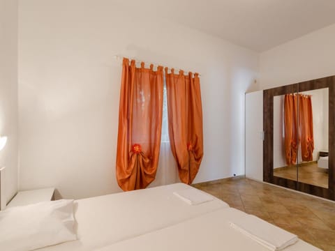 LANA 2 / HR-02384-02 Apartment in Crikvenica
