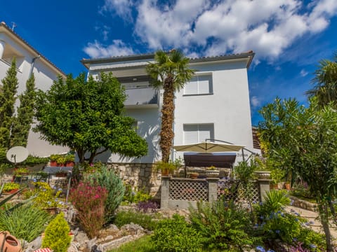 ZUPAN 2 / HR-02480-02 Apartment in Crikvenica